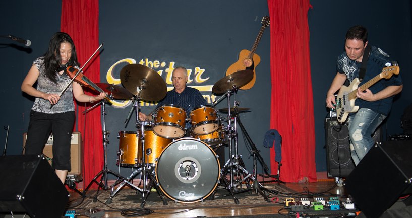 Falling Moon at the Guitar Merchant 2012